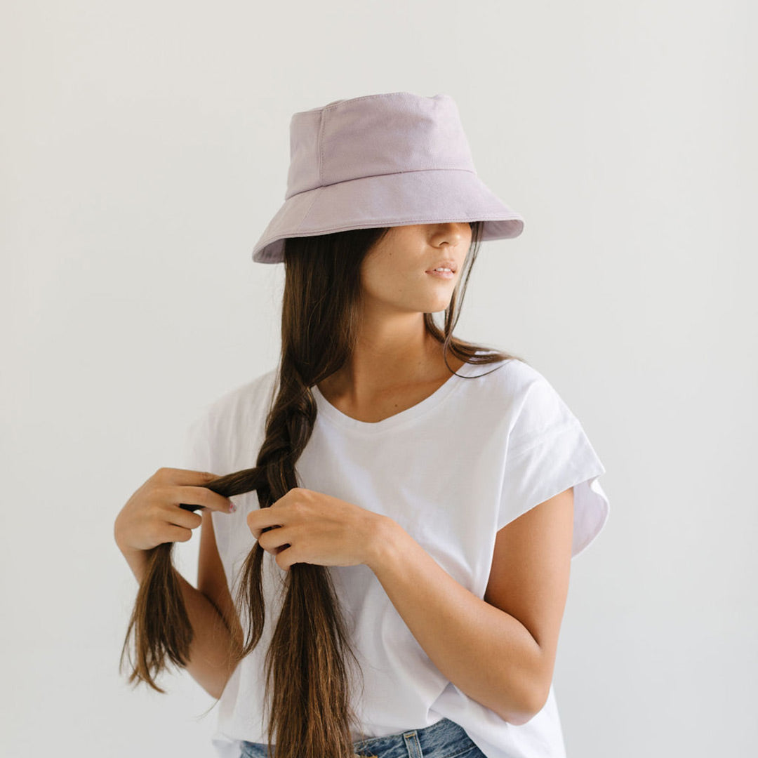 The Bucket Hat-Another '90s Trend
