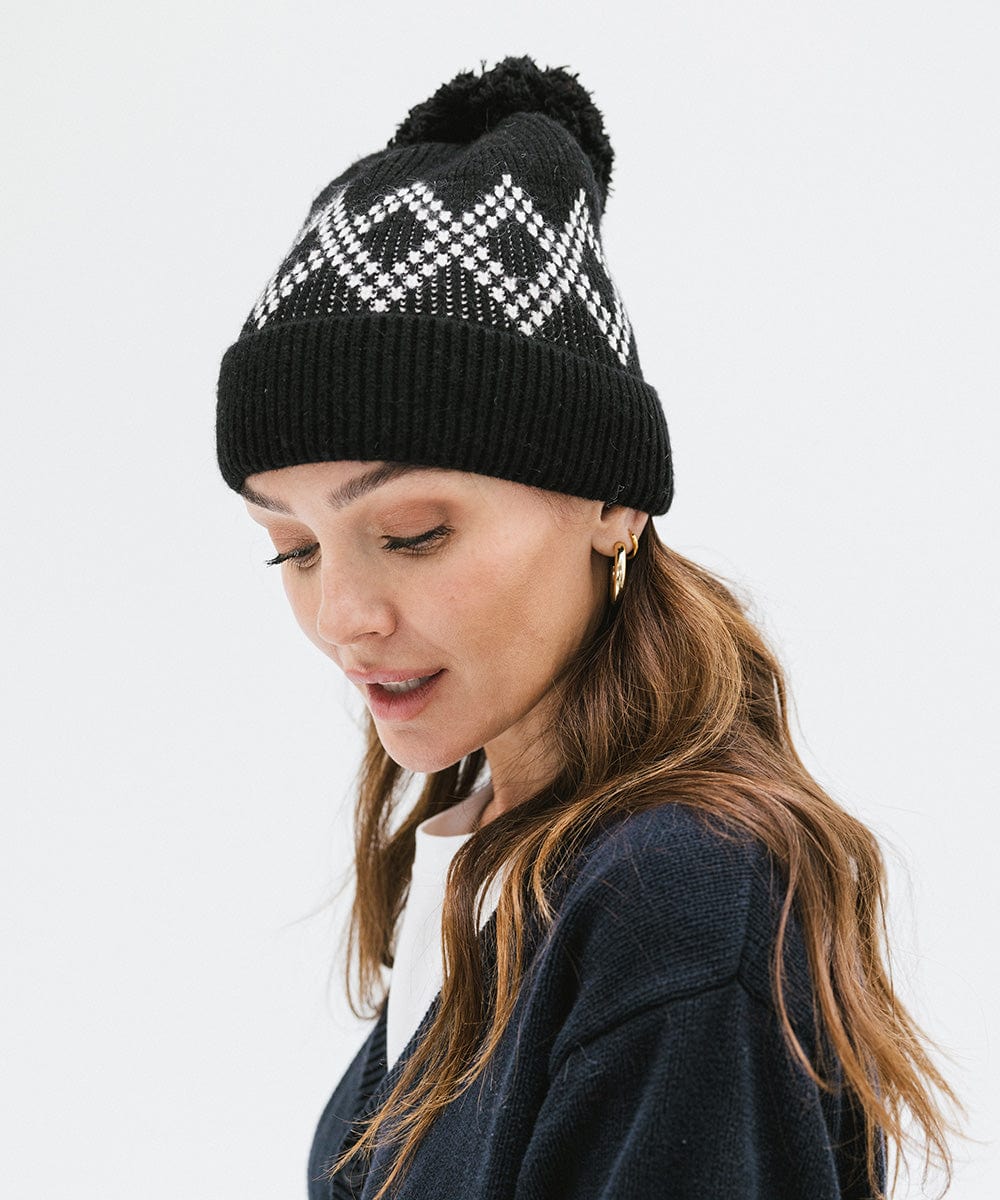 GIgi Pip beanies for women - Elio Pom Beanie - a retro inspired classic knit pom beanie featuring a retro diamond pattern [black]