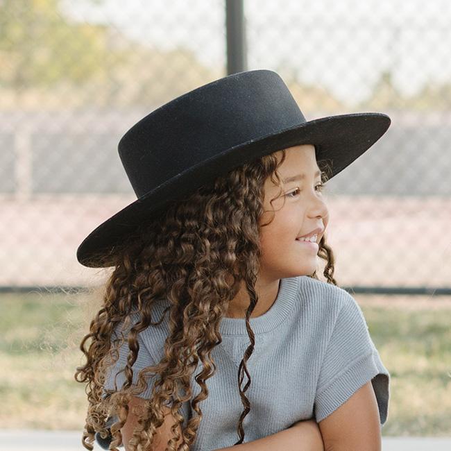 Gigi Pip felt hats for kids - Dahlia Kids Boater - boater-style crown with a stiff, wide flat brim for kids [black]