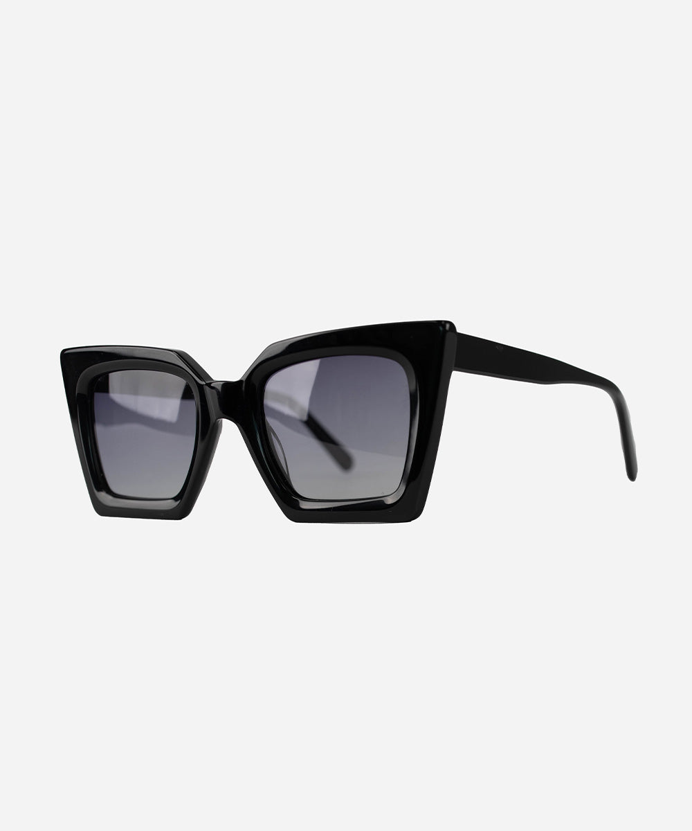 Gigi Pip sunglasses for women - Kat Square Sunglasses - oversized square style women's sunglasses with an acetate frame + polarized lenses [black]