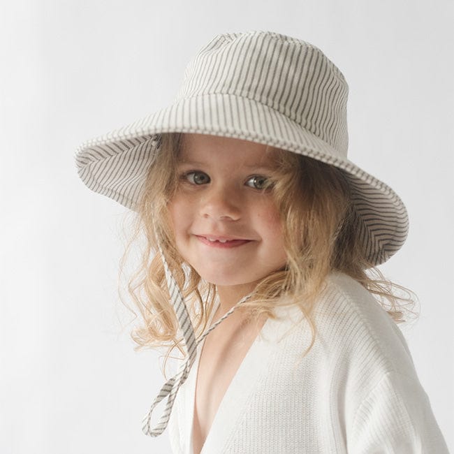 Zara store kids hats