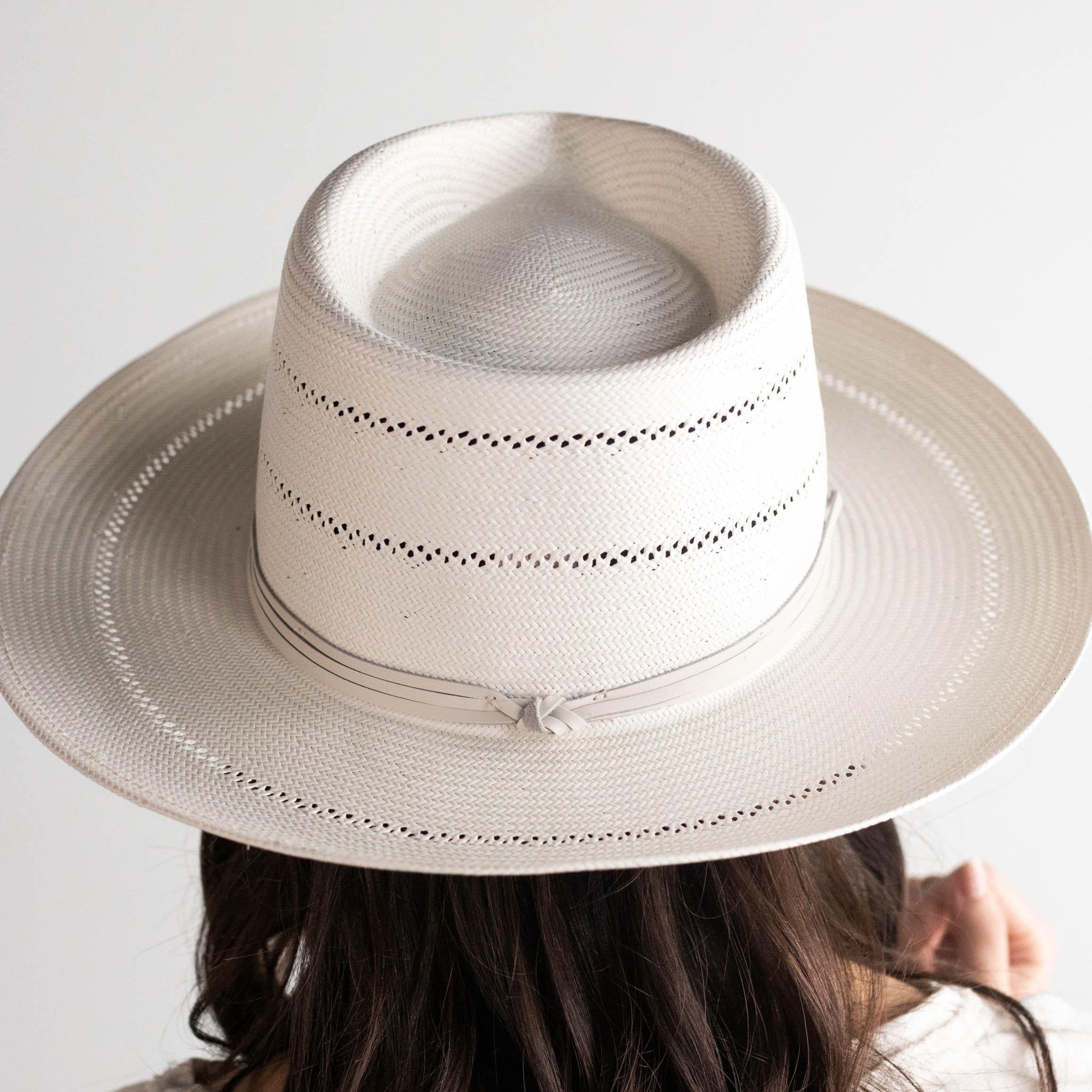  Gigi Pip straw hats for women - Arlo Straw Teardrop Fedora - teardrop crown and a stiff upturned brim, featuring handwoven venting on the crown and the brim, and a hand sewn removable leather band [cream]