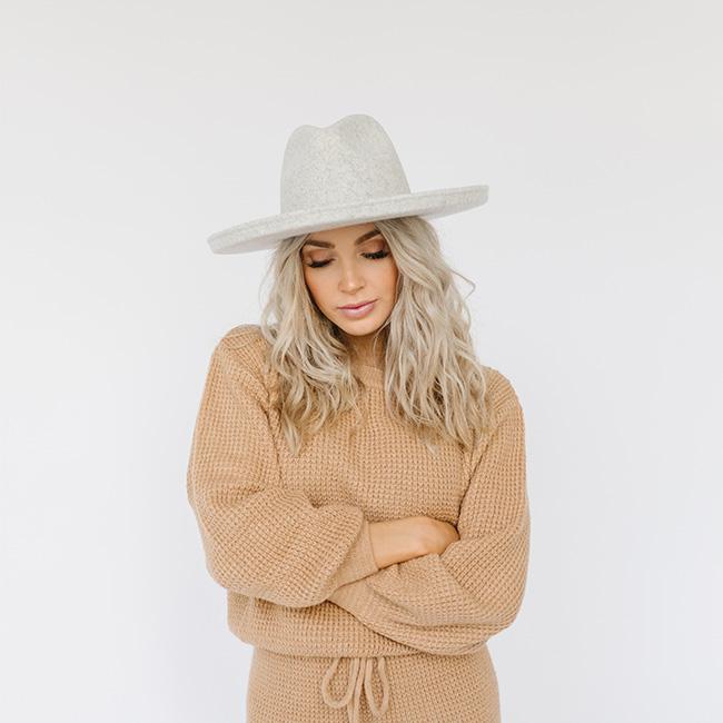 Gigi Pip felt hats for women - Cara Loren Pencil Brim Hat - curved crown with a stiff, wide brim with pencil rolled up edge [heather grey]