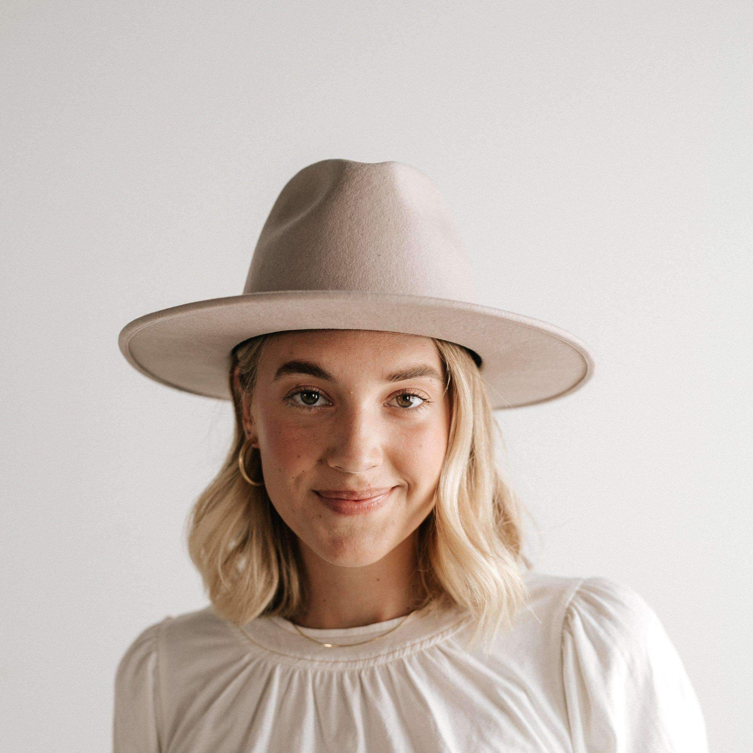 tall felt fedora hat for women [ivory]