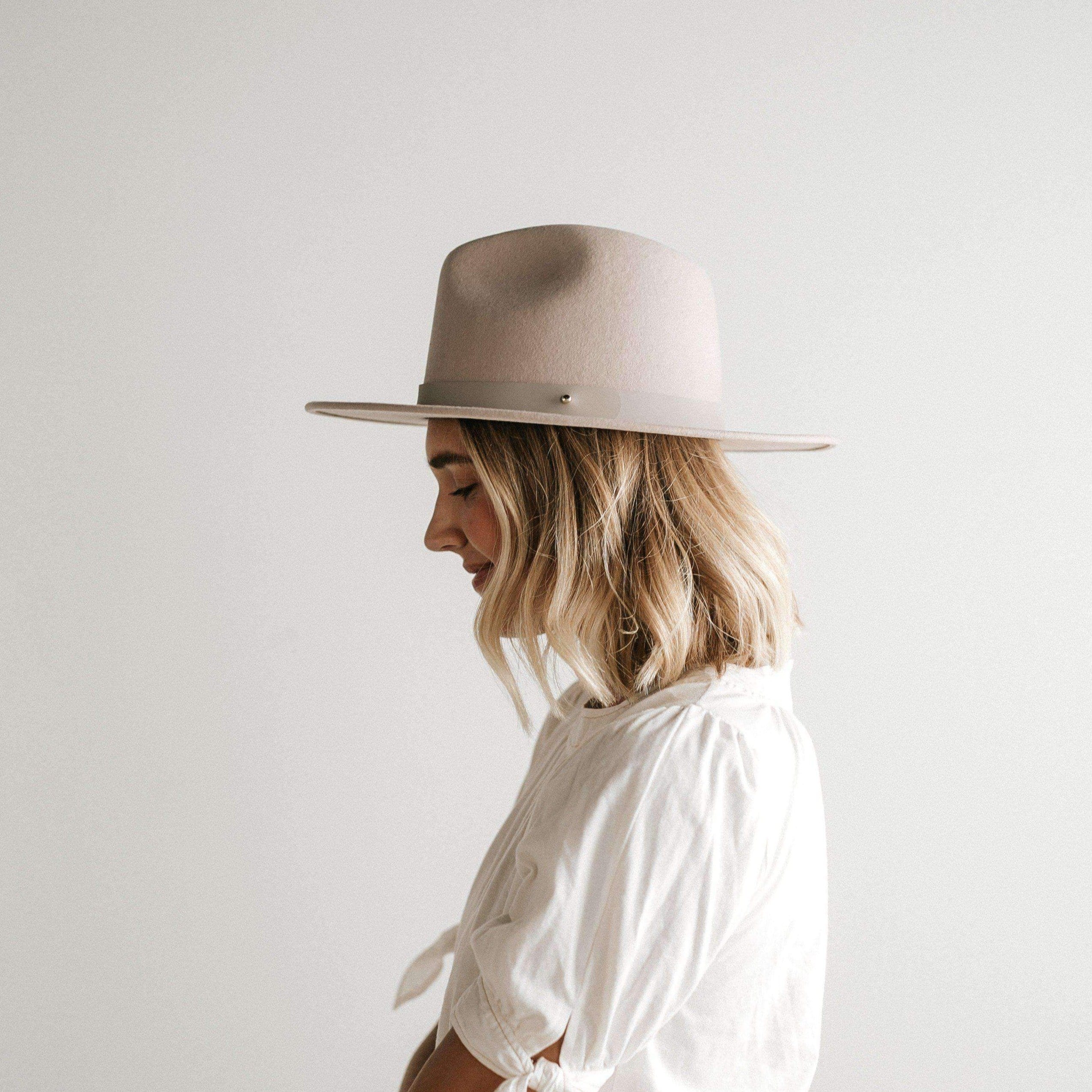 tall felt fedora hat for women [ivory]